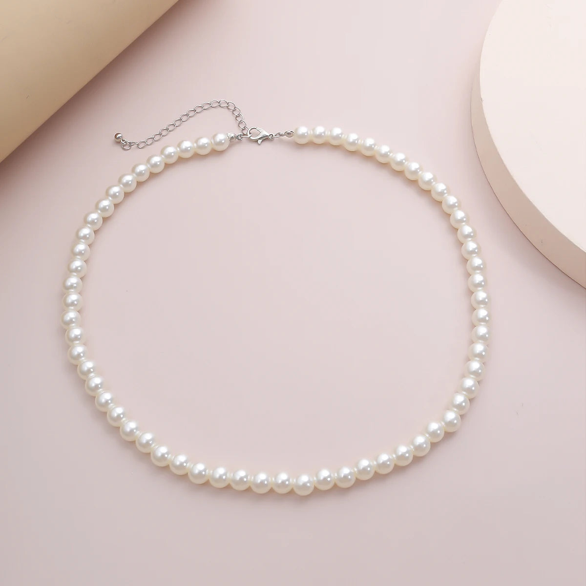 Maison Velvet — Pearl Aura Choker