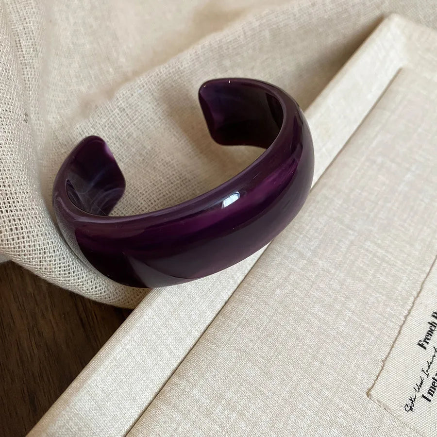Maison Velvet — Luna Resin Bangle