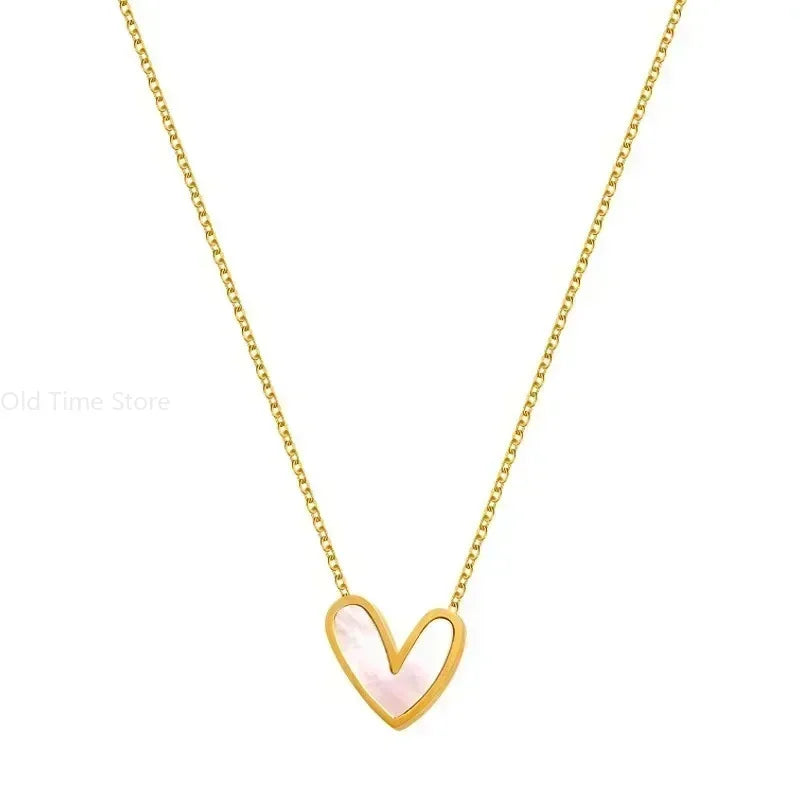 Maison Velvet — Pearl Heart Necklace