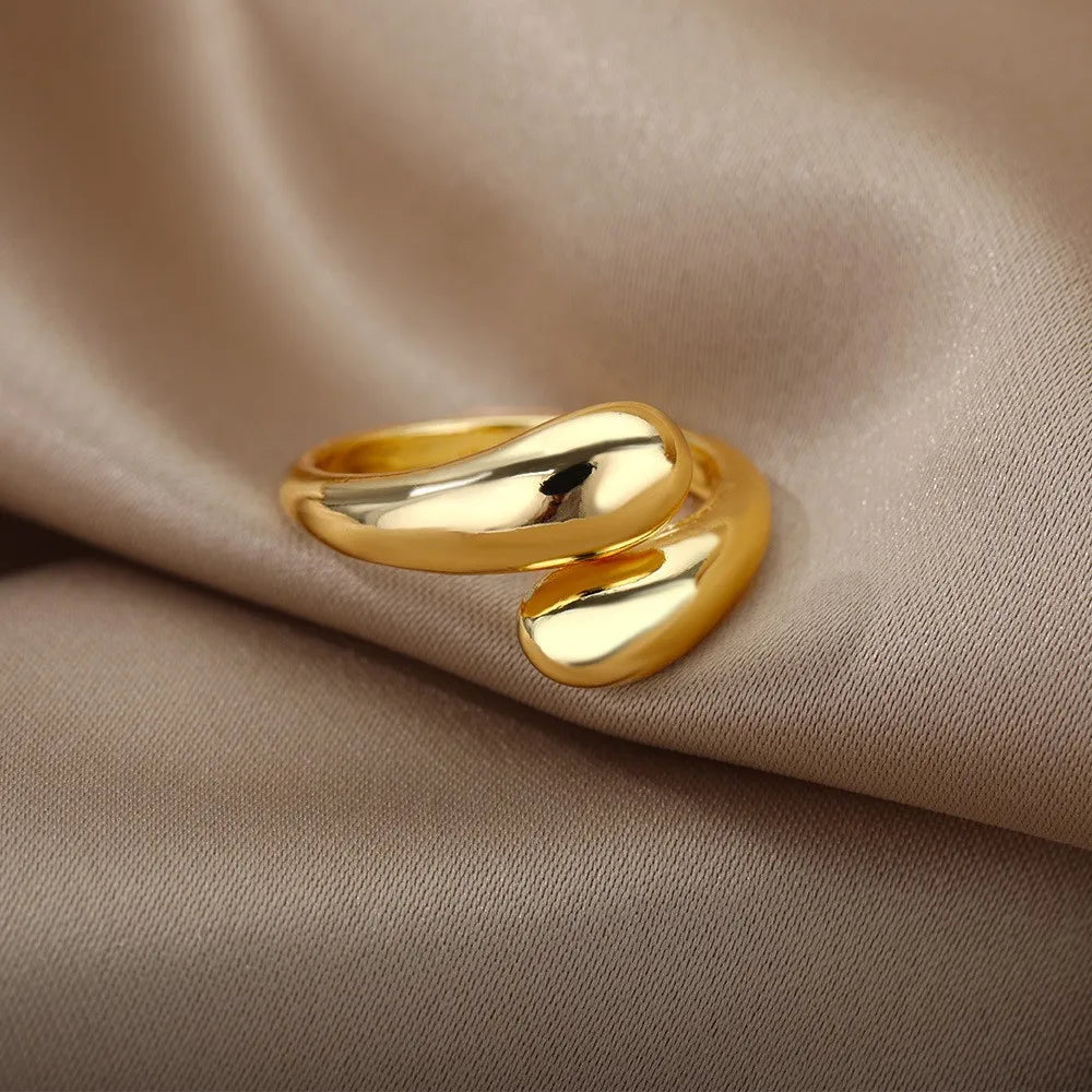 Maison Velvet — Luna Double Pearl Ring