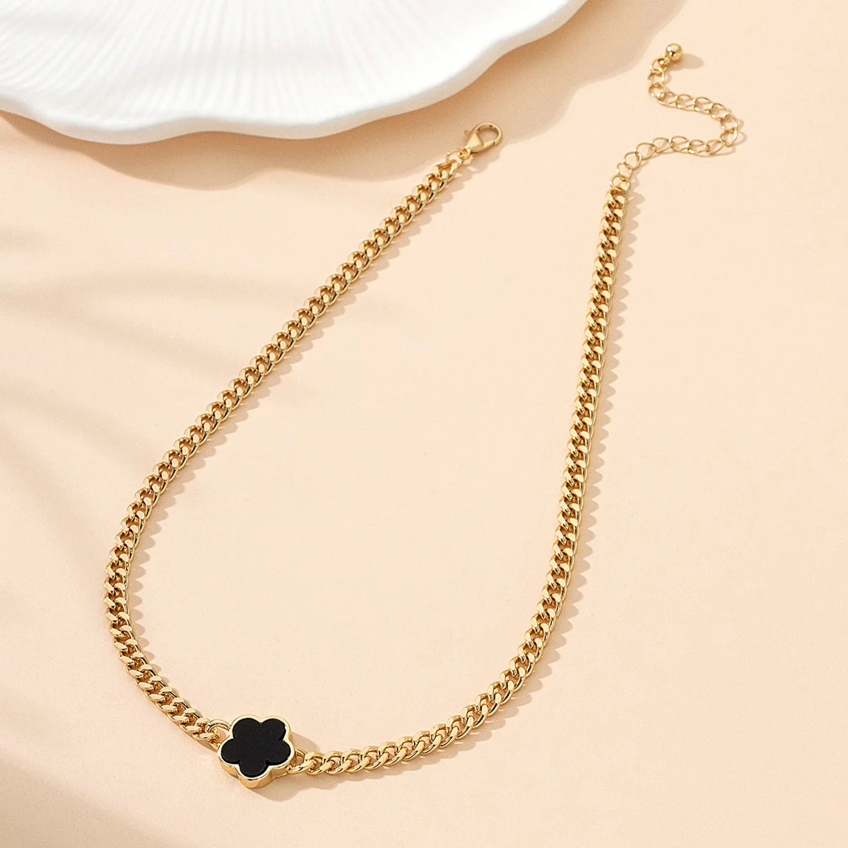 Maison Velvet — Blossom Elegance Jewelry Set