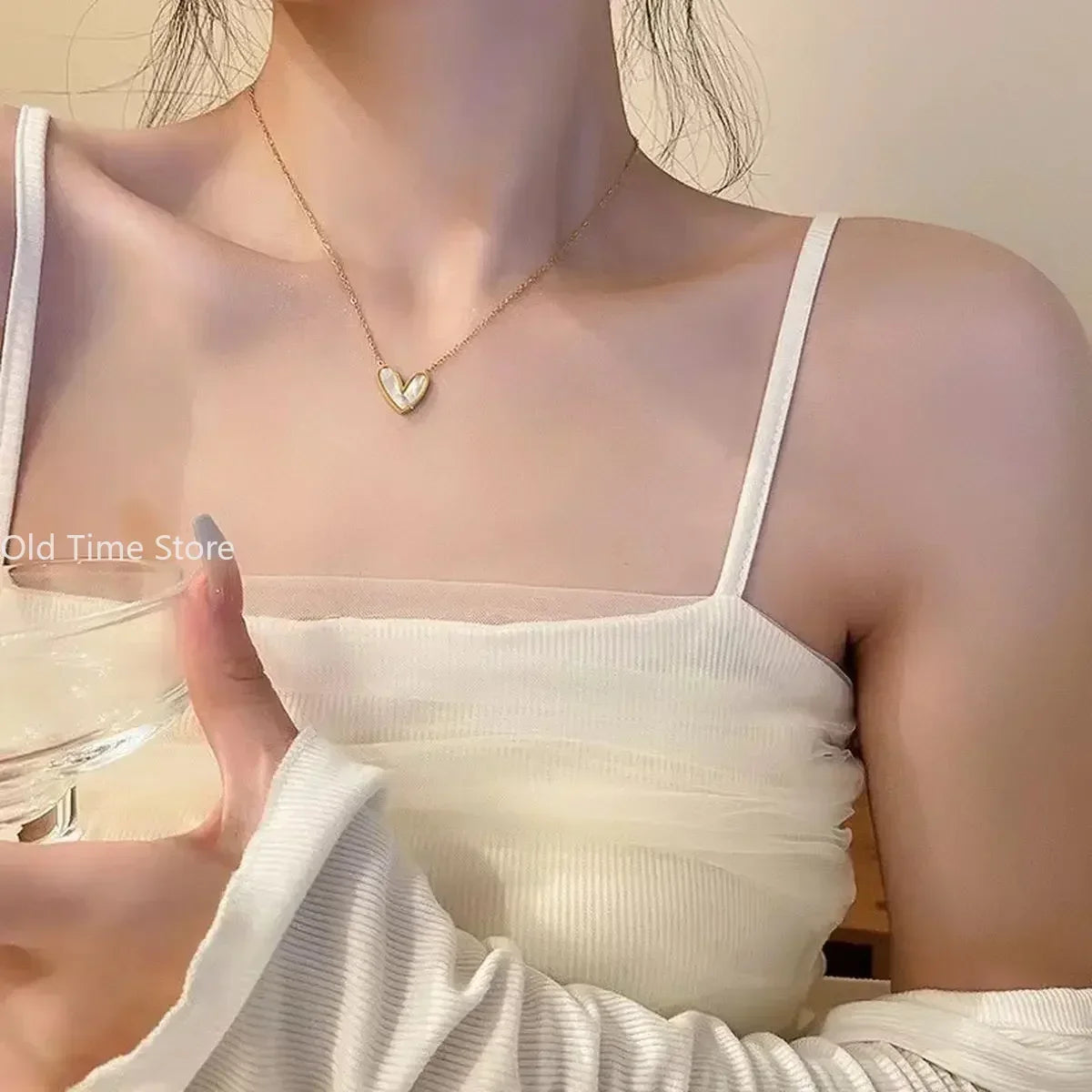 Maison Velvet — Pearl Heart Necklace