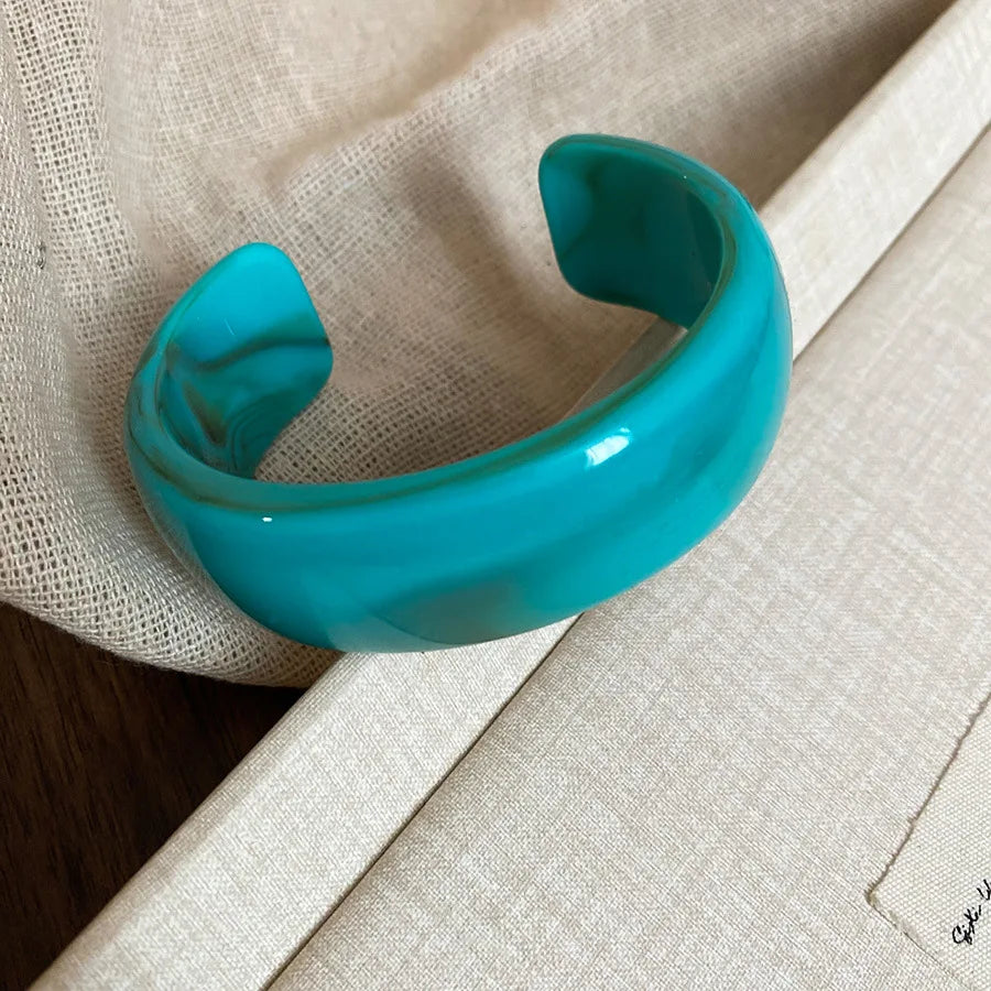 Maison Velvet — Luna Resin Bangle