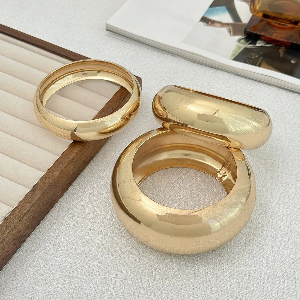 Maison Velvet — Luna Gold Bracelet